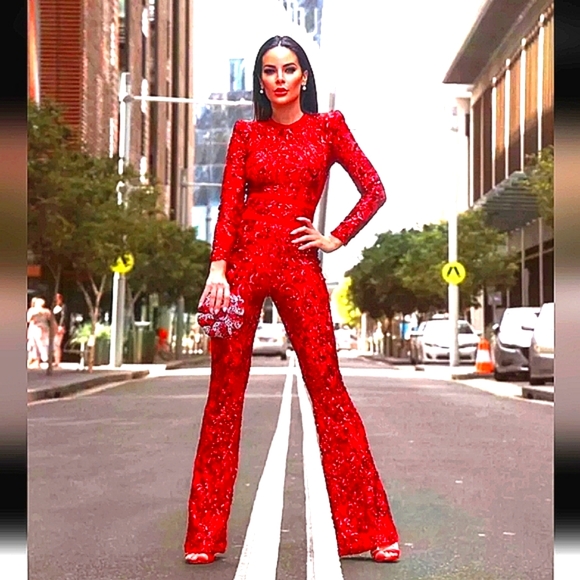 NWT Majestic  VIP Celeb Red Sequence Embroidery lace Jumpsuit. XL - Picture 6 of 8